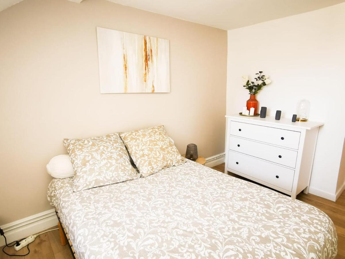 Appartement Cosy En Hypercentre - Le Petit Jules Дижон Екстериор снимка